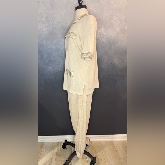 Vintage Lacy Afternoon Beige Knit Lounge Set – Size M - Picture 5 of 16